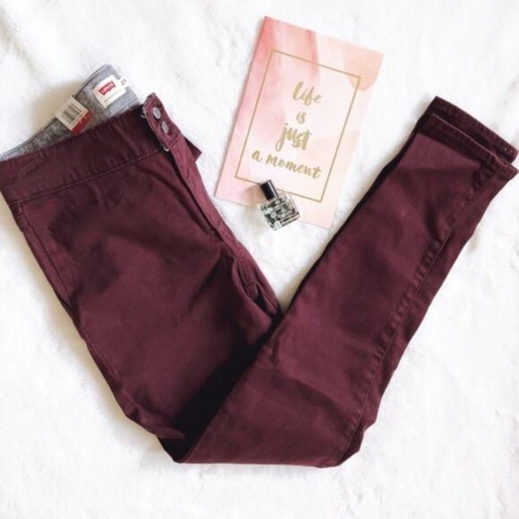 Levi's On The Move Skinny Maroon 27x28 Jeans - Picture 7 of 7